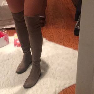 NEVER WORN -firm price. Chinese Laundry Boots